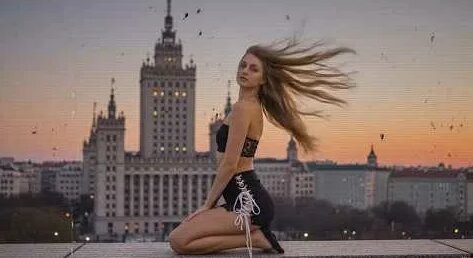 Molchat Doma YouTube