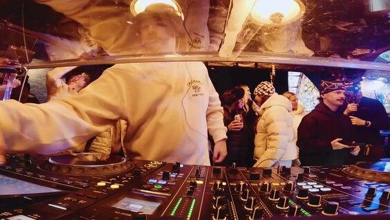 Nina Kraviz VK Видео