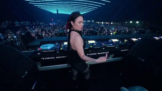 Nina Kraviz VK Видео